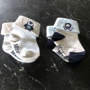 baby socks, great condition, never worn, have been cleaned